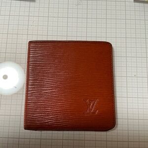 Louis Vuitton Epi bifold wallet